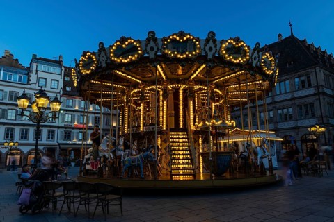 Carousel, Blue Hour, Gutenbergplatz, Place Gutenberg, Strasbourg, Alsace, France