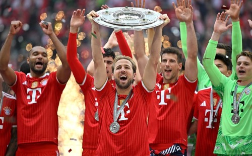 Harry Kane FC Bayern Munich FCB (09) Leon Goretzka FC Bayern Munich FCB (08) Jonathan Tah FC Bayern