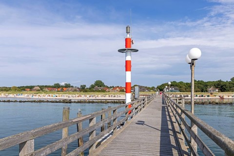 Pier, beach, beach chairs, houses, Wustrow, Fischland, Mecklenburg-Western Pomerania, Germany