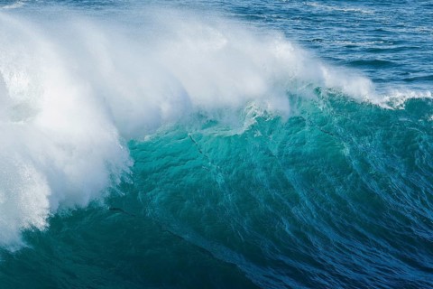 Breaking wave, Atlantic Ocean, Sagres, Algarve, Portugal