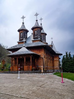 Manastirea Sf. Treime, Moiseni, Maramure?, Romania