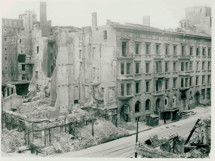 Scherl House, Kochstraße, Berlin, end of war, World War II, newspaper district, damaged building