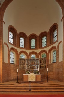 Altar room, Romanesque monastery church, interior view, brick Romanesque, brick Gothic, brick