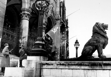 Red Army soldiers raise the Soviet flag at the Parliament Building, Budapest, Hungary, early 1945
