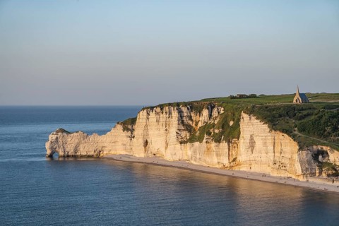 View from the Falaise d'Aval viewpoint to the opposite, steeply rising cliffs of the Falaise