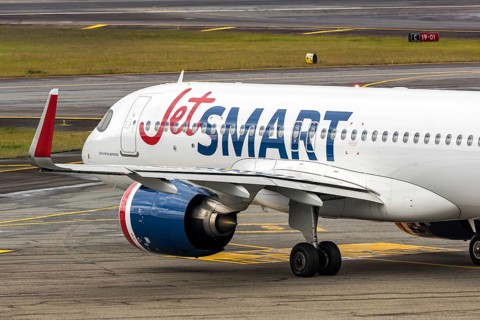 A JetSmart Airbus A320neo aircraft with the license plate CC-DIR at Rionegro Airport in Medellin,