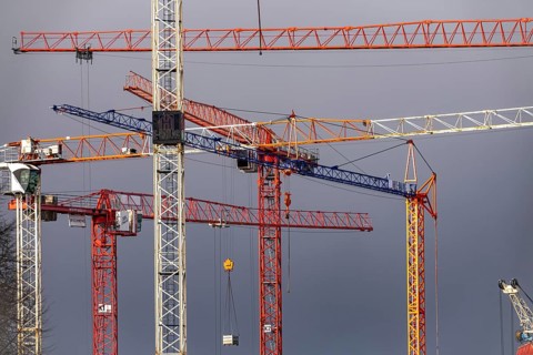 Construction cranes on 2 large construction sites Wohnbau, Geschäftsgebäude, Krefeld North
