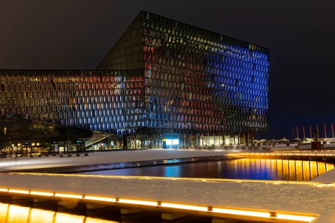 Harpa Concert Hall, Tónlistar- og ráðstefnuhúsið í Reykjavík, Blue Hour, Winter, Reykavik, Iceland,