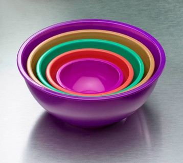 Colored bowls, studio shot