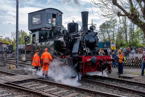 Three-axle steam locomotive Lower Saxony visiting the Bochum Railway Museum, museum days weekend,