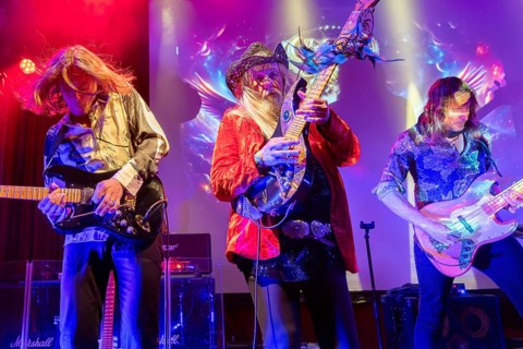 Uli Jon Roth, in the middle, Guitarist, D, Ex Scorpions, Hard & Heavy Rock, Virgin Killer 50th