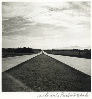 Germany, Reichsautobahn, barely any traffic, southern Germany, Bavaria, long, empty road stretching