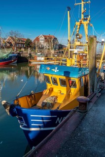 The port of Neuharlingersiel, East Frisia, Lower Saxony, fishing boats, fishing trawler, East
