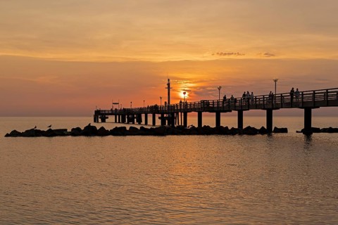 Sunset, pier, Baltic Sea, silhouettes, Wustrow, Fischland, Mecklenburg-Western Pomerania, Germany