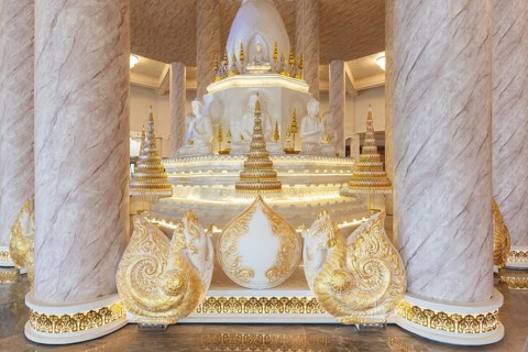 The very artistically designed central shrine (chedi in the interior), main pagoda, Buddhist temple