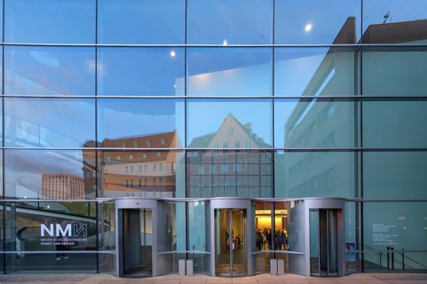 Glass façade and main entrances to the State Museum of Art and Design, Neues Museum,
