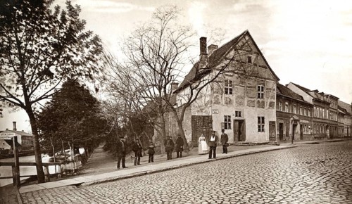 Brandenburg, Havel, street, Havel bridge, cobblestones, picturesque village street with people and