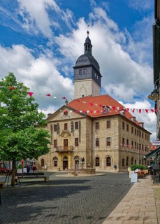 Historic post column Rathausbrunnen, town hall, market square, old town, spa town, Bad Langensalza,