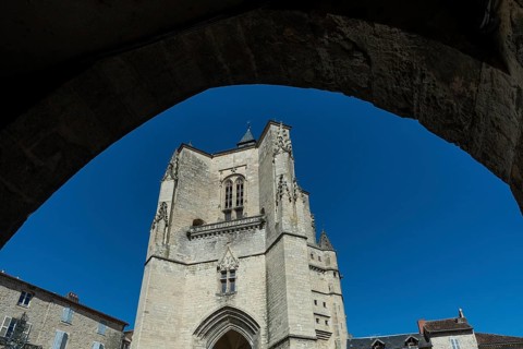 Villefranche de Rouergue. City of Art and History. Collegiale Notre Dame and his bell tower.