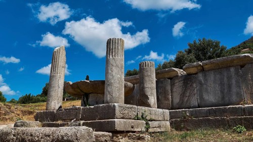 Fountain House of Arsinoe, Lover of the God Apollo and Mother of Asclepios, Ancient Stone Columns