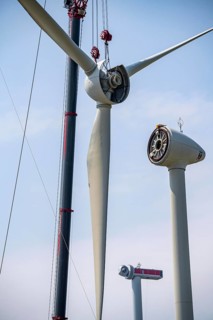 Dismantling of a wind power plant in a wind farm near Issum, 9 older wind turbines from the