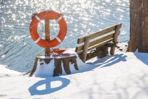 Hamm, North Rhine-Westphalia, Germany - Sunny winter landscape in the Ruhr area, ice and snow on