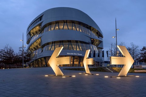 Mercedes-Benz Museum, Stuttgart, Baden-Württemberg, Germany, Europe, Futuristic building with