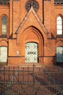 View of the entrance area of a church with Tor tor in front of it, Aller Leine Tal, Wittlohe,