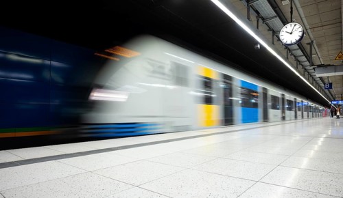Underground incoming S-Bahn, train, class 420 generation 2026, platform, stop, Feuersee station,