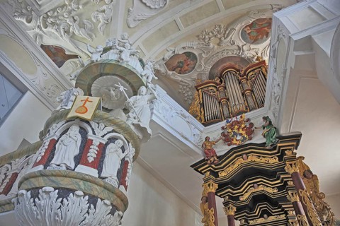 Pulpit and organ, Evangelical Lutheran St. Lawrence Church, Thurnau, Kulmbach district, Upper