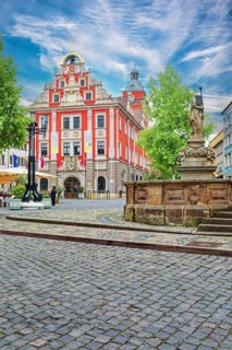 Gothaer Altes Rathaus and Schellenbrunnen, historic, heritage-protected building, Renaissance, main