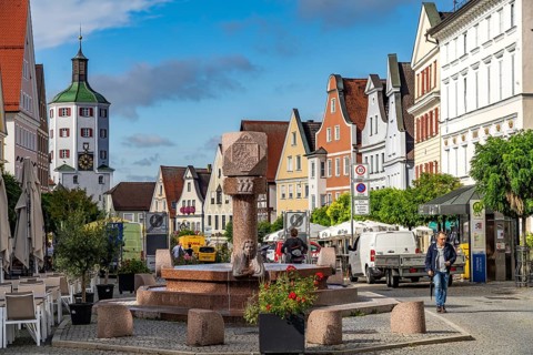 The market square, market fountain and lower Tor tor in the old town centre of Günzburg, Bavaria,
