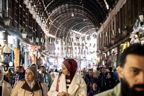 Damascus, Syria. December 7th 2025. Souk al Hamidiyeh busy with crowds of Syrian people shopping in