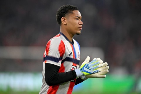 Warm-up Training Goalkeeper Leonard Prescott FC Bayern Munich FCB (37) Soccer UEFA Champions League