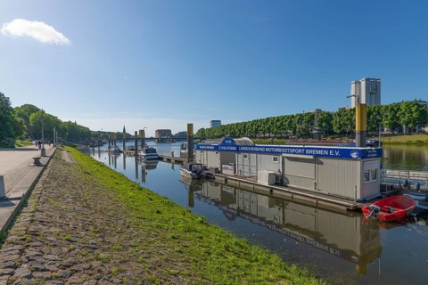 Port of Motorsportboot Bremen e.V. on the Weser, Hanseatic City of Bremen, city skyline, Weser