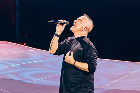 Eros Ramazzotti live on Una Storia Importante - World Tour in the Munich Olympic Hall on 25.02.2026
