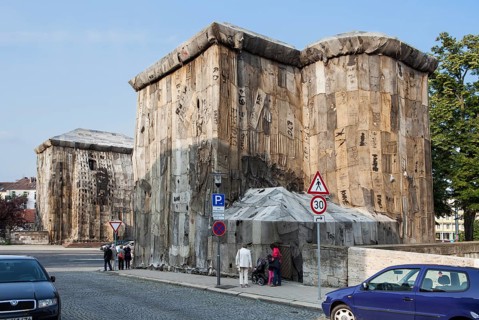 Torwache wrapped with old jute sacks, Check Point Sekondi Loco, by artist Ibrahim Mahama, documenta