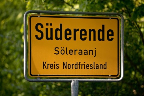 Bilingual town entrance sign of Süderende, German and Frisian, Föhr, Nordfriesland,