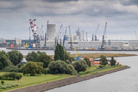 Betriebsgelände Liebherr-Rostock GmbH, industrial port with cranes and buildings, overseas port,