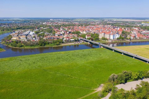 Aerial view with Elbe, Elbe bridge, Hartenfels castle and old town, Torgau, Saxony, Germany