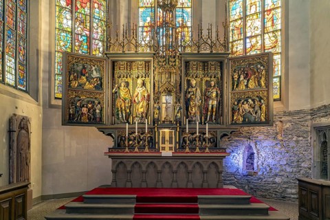 Altar of the Stadtkirche St. Sebastian in the old town of Limburg an der Lahn, Hesse, Germany