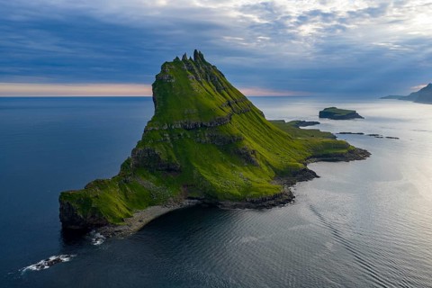 Tindhólmur, distinctive, steeply towering island, Vágar, Faroe Islands, Denmark