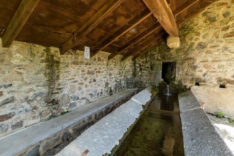 Saint Chely-d'Aubrac, Aubrac Regional Natural Park, old washouse, Aveyron department, Occitanie,