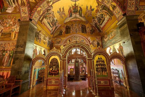 Agiou Sarvas monastery, Agion Pandon church, decorative church interior with frescoes and carved