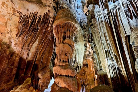 Grotte de la Madeleine, with typical stalactite formations of stalagmites and stalactites, UNESCO