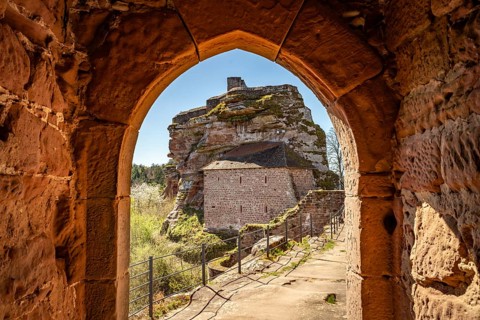 Gate in the Dahner castle group consisting of the castles Altdahn, Grafendahn and Tanstein in Dahn,