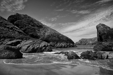 Surf, coastal landscape, coast, rock formations, rocks, sandy beach, beach, sea, Kynance Cove,