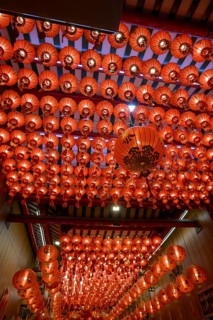 Traditional Chinese lanterns, numerous lanterns hanging from the ceiling, Wat Mangkon Kamalawat,