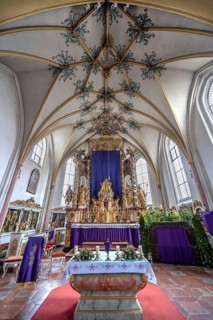 Altar room and Gothic mesh vault, parish church of the Most Holy Trinity, founded in 1364,