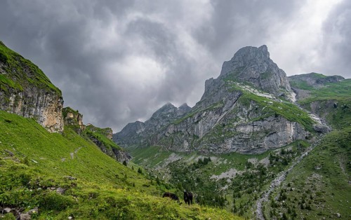 Rocky peak Spaltenhorn, mountain landscape with dark clouds, Bernese Alps, Bernese Oberland,